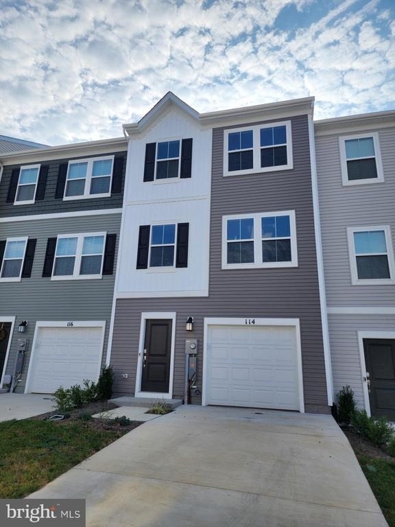 114 Milburn Drive - Photo 0