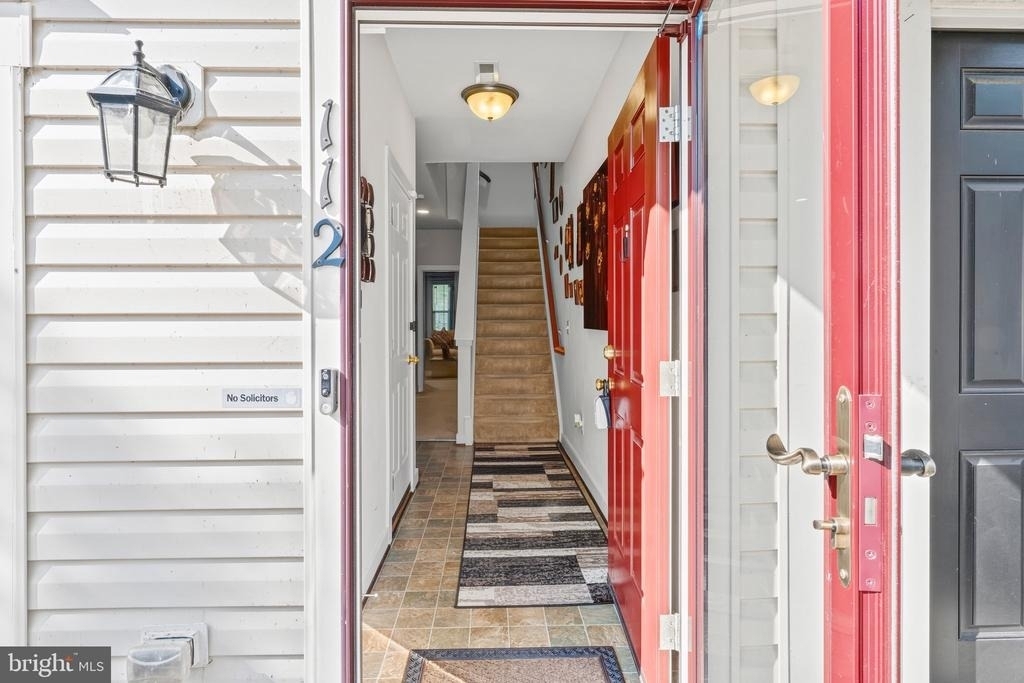 112 Shamrock Drive - Photo 3
