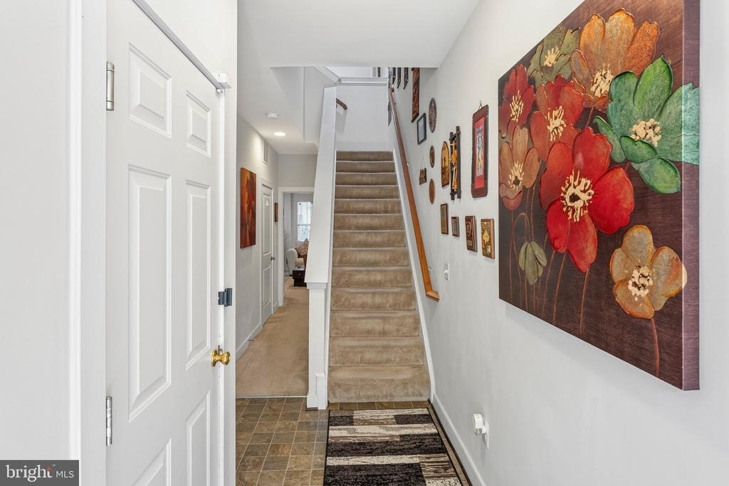 112 Shamrock Drive - Photo 4