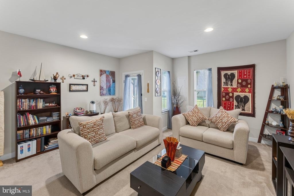 112 Shamrock Drive - Photo 6