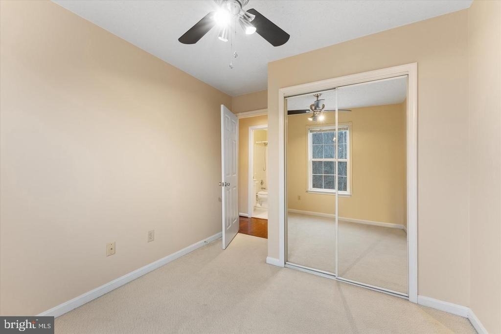 407 Lakeview Court - Photo 24
