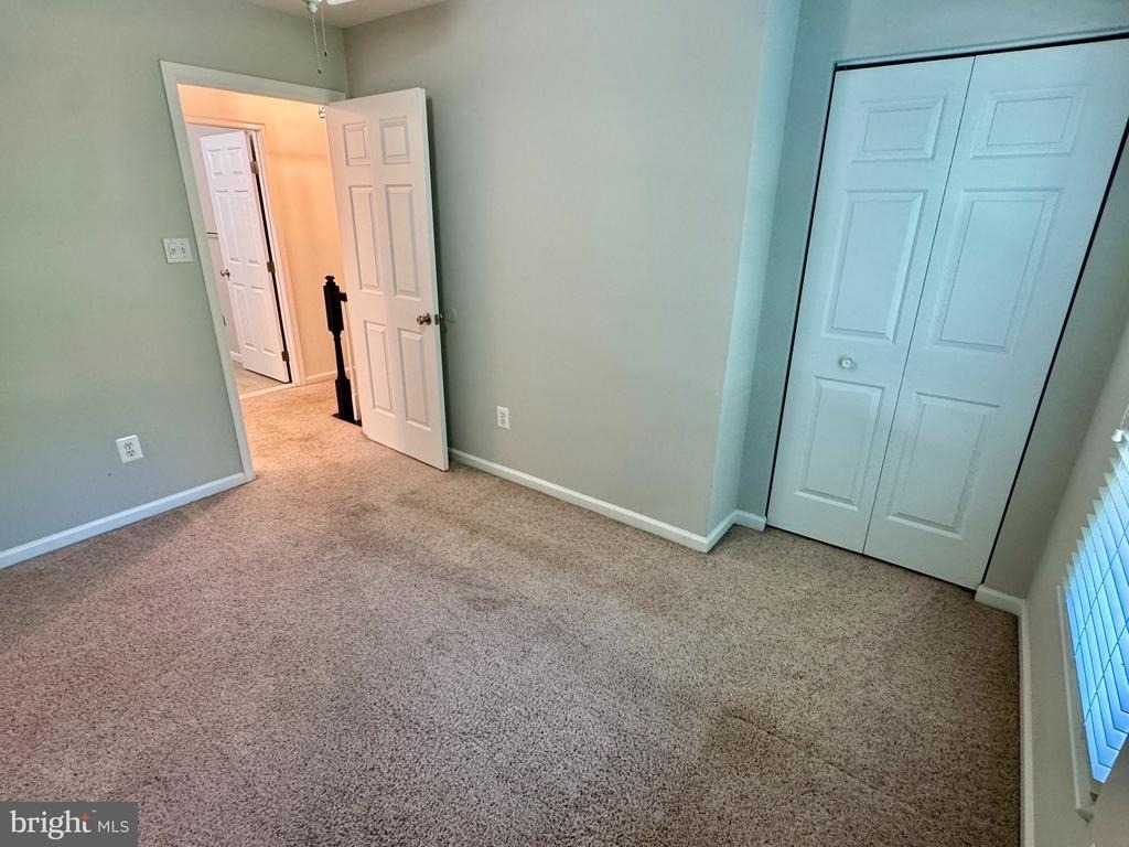 19 Montgomery Drive - Photo 33