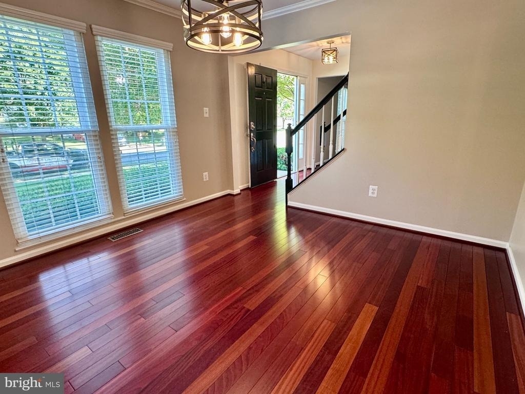 19 Montgomery Drive - Photo 9
