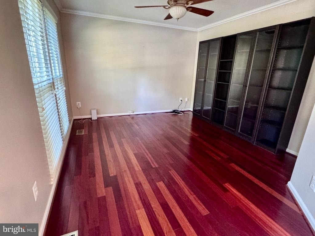 19 Montgomery Drive - Photo 6