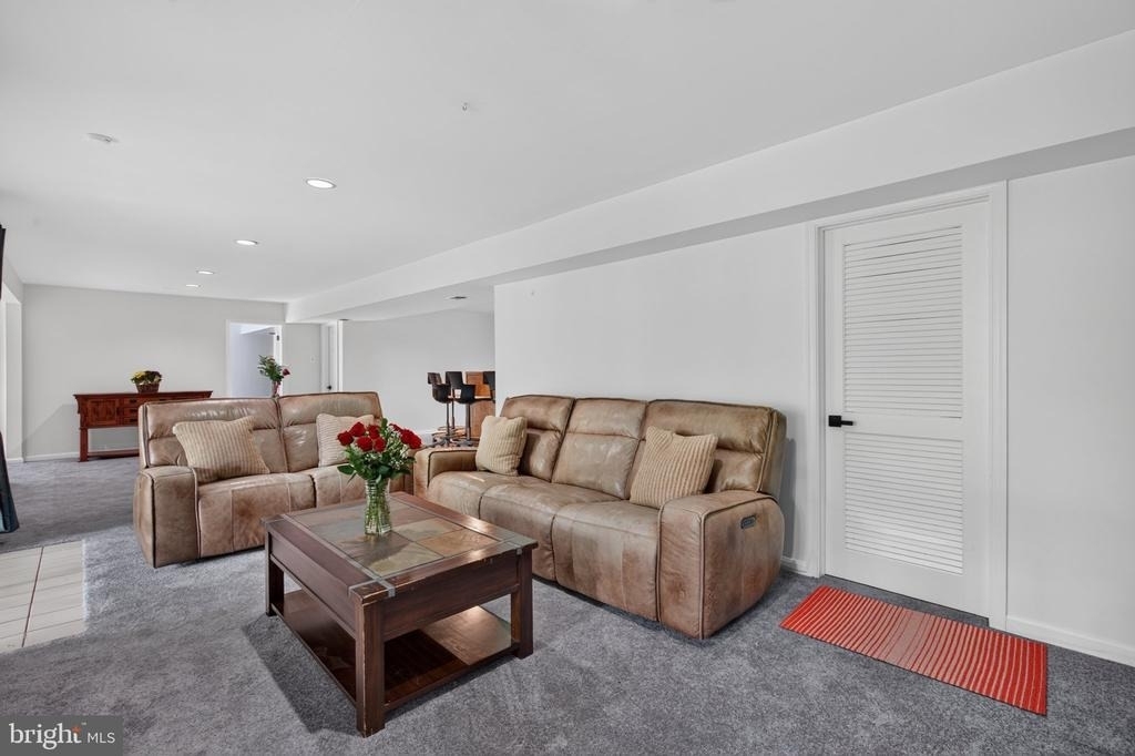 27 Appling Road - Photo 4