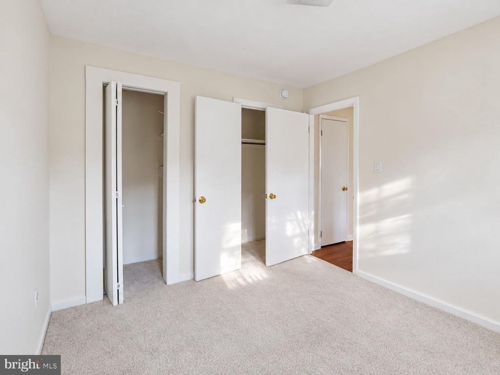 8614 Linton Hall Road - Photo 15