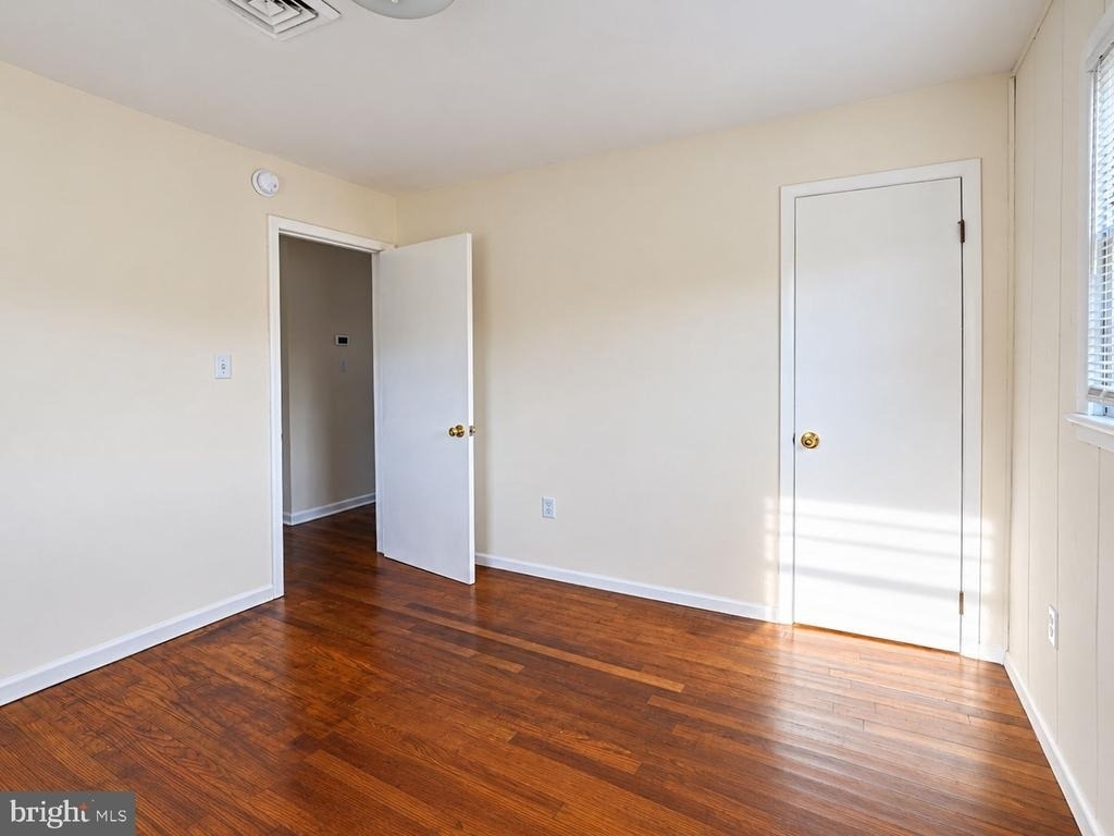 8614 Linton Hall Road - Photo 19