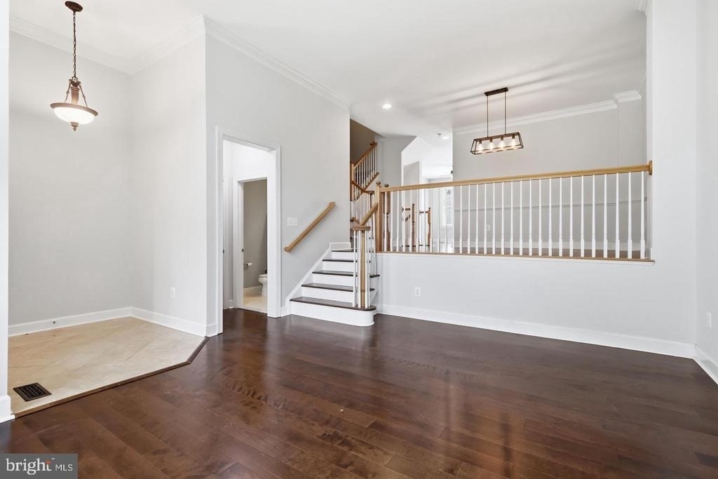 728 Vestal Street - Photo 7
