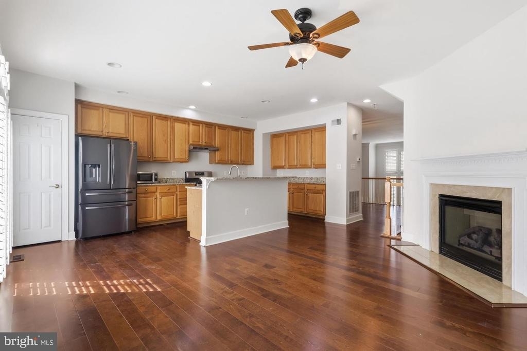 728 Vestal Street - Photo 14