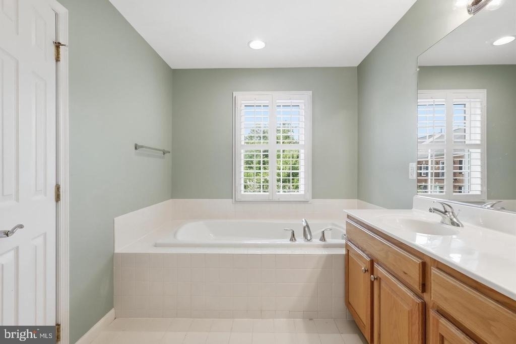 728 Vestal Street - Photo 33