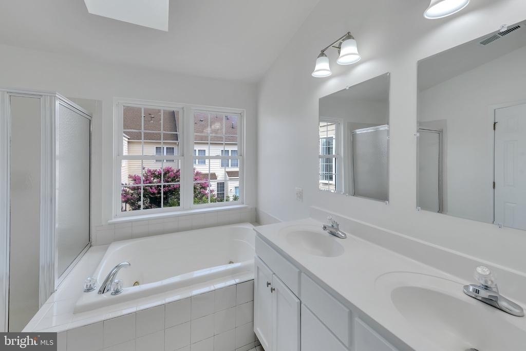 42704 Sandman Terrace - Photo 20
