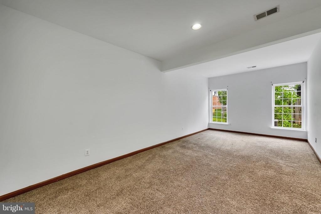 42704 Sandman Terrace - Photo 31