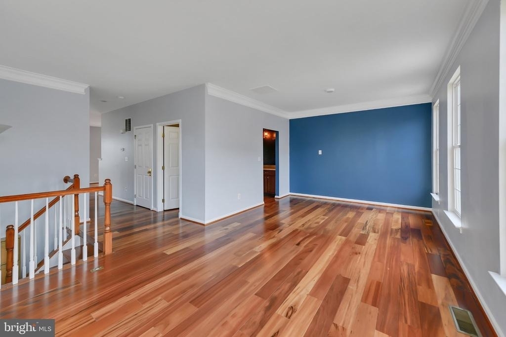 42704 Sandman Terrace - Photo 4