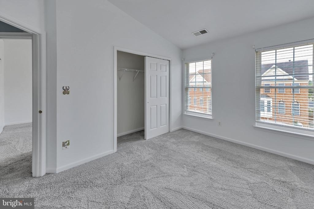 42704 Sandman Terrace - Photo 27