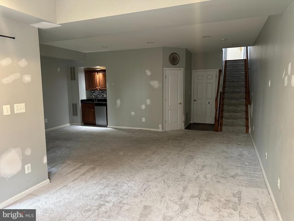 25147 Cutgrass Terrace - Photo 32