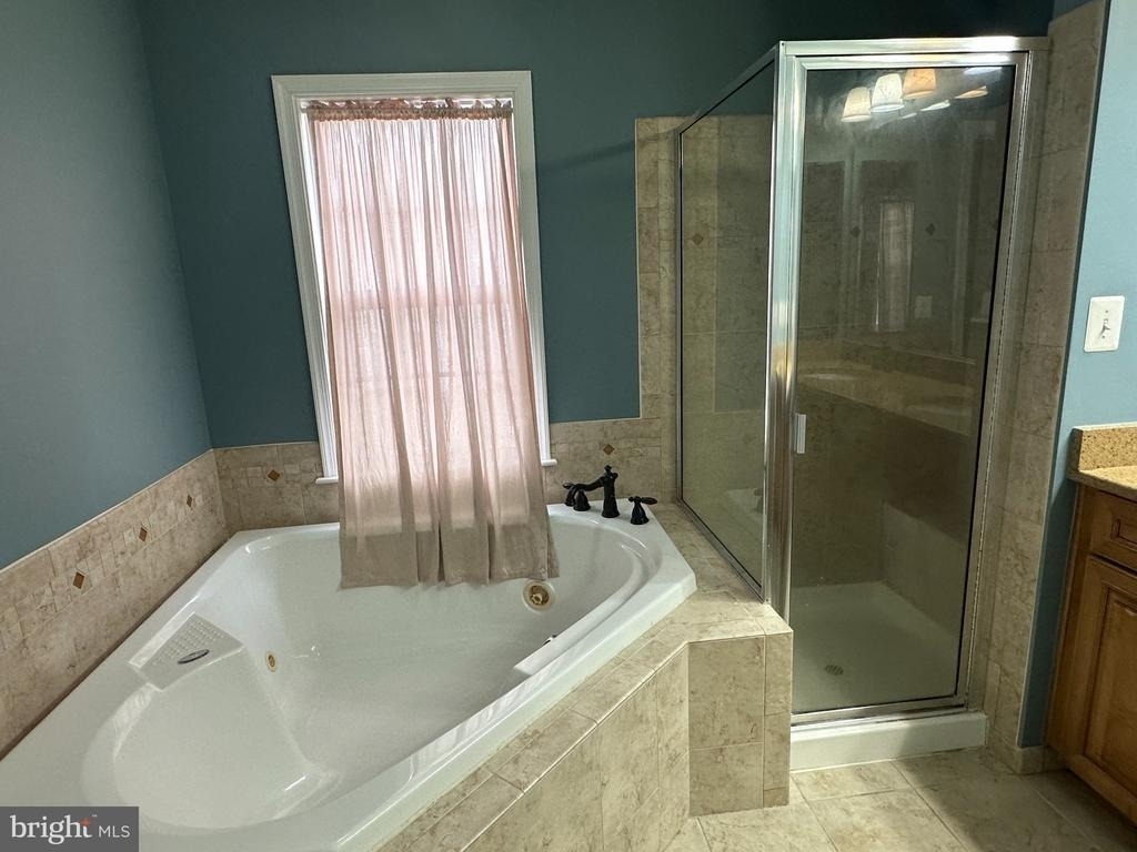 25147 Cutgrass Terrace - Photo 24