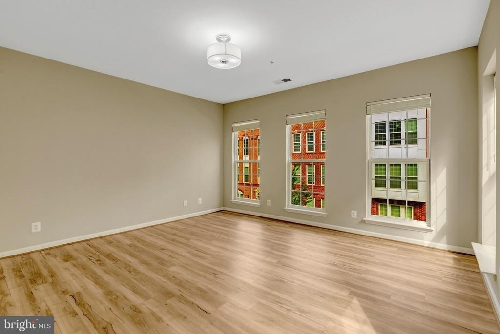 42790 Lauder Terrace - Photo 26