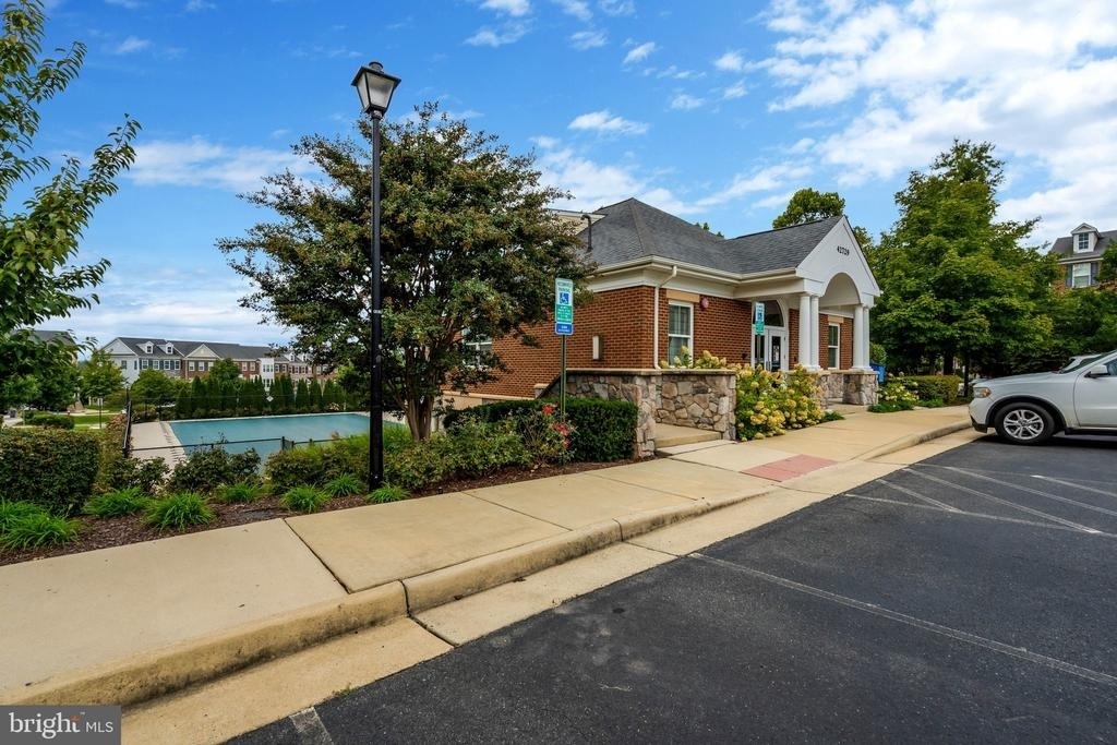 42790 Lauder Terrace - Photo 53