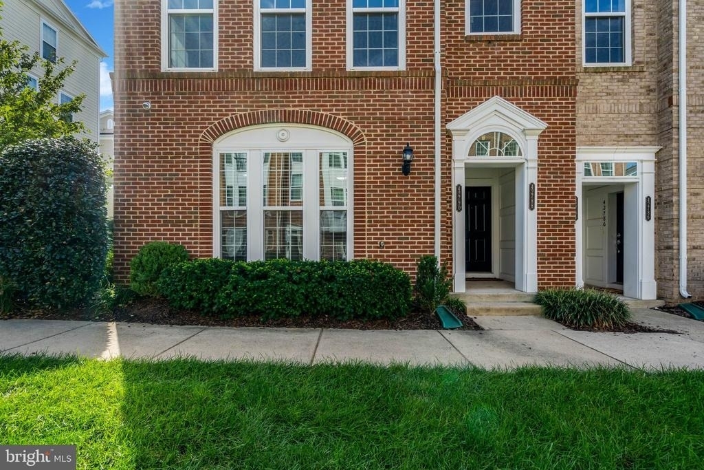 42790 Lauder Terrace - Photo 3