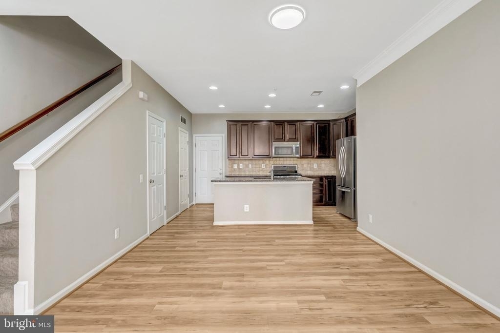 42790 Lauder Terrace - Photo 9