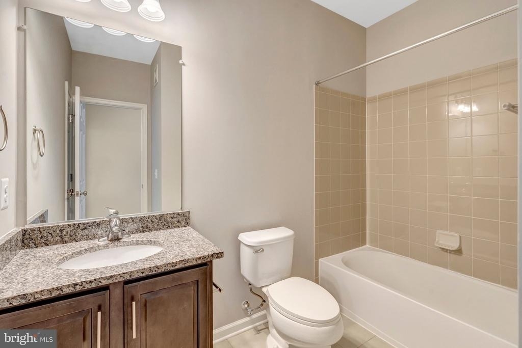 42790 Lauder Terrace - Photo 44