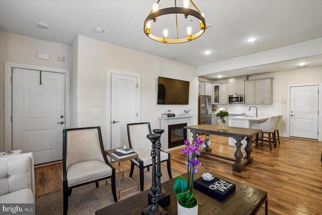44834 Tiverton Square - Photo 3