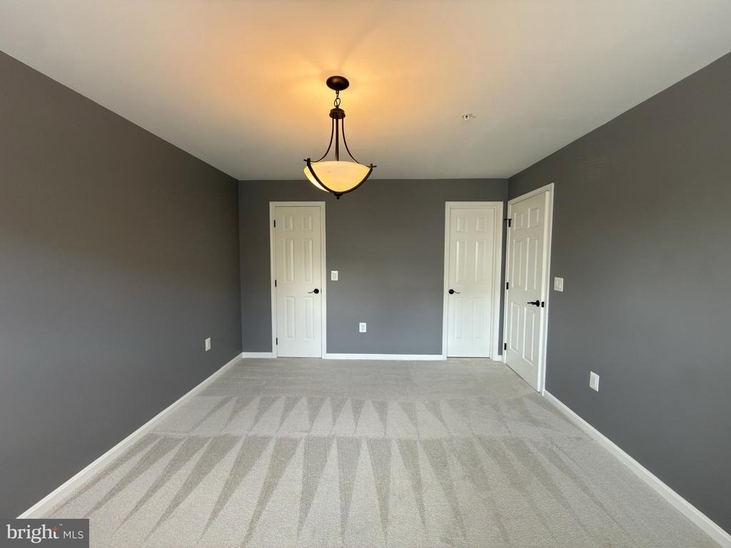 675 Constellation Square Se - Photo 18