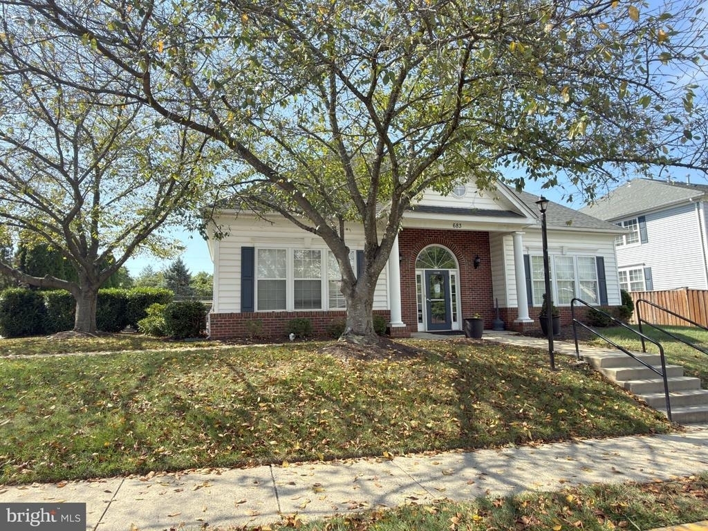 675 Constellation Square Se - Photo 26