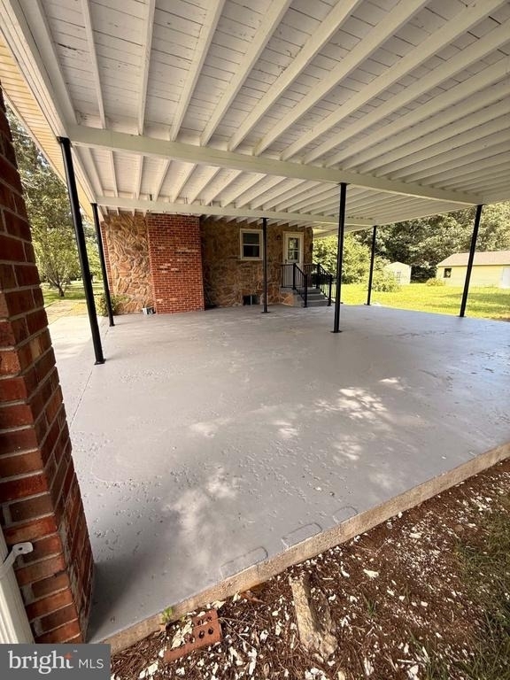 13130 Round Hill Road - Photo 2
