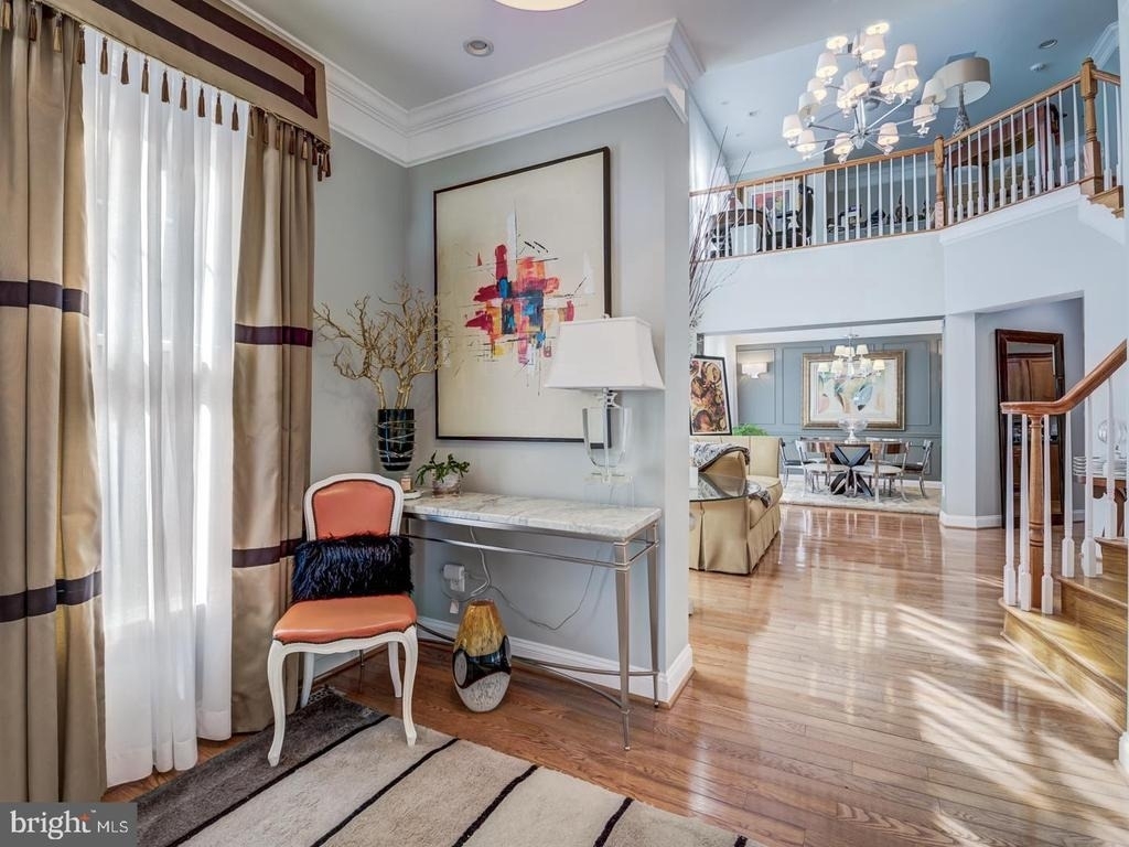 5672 Tower Hill Circle - Photo 5
