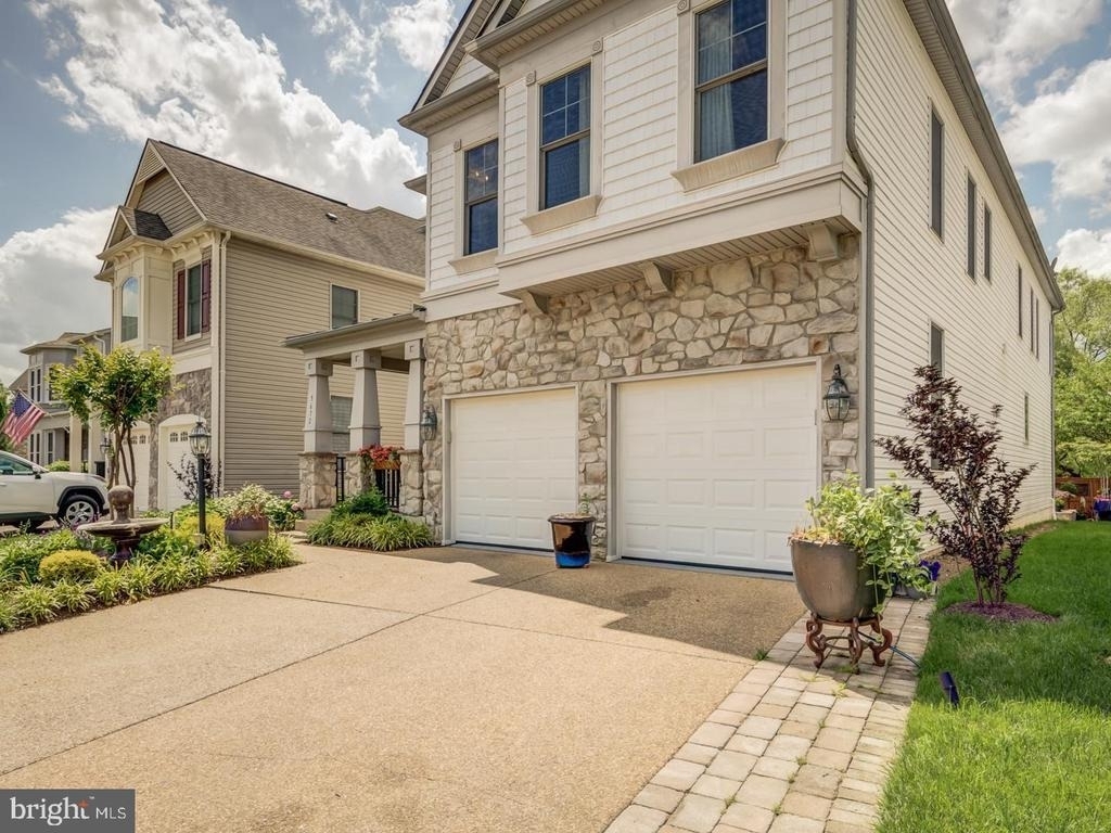 5672 Tower Hill Circle - Photo 1