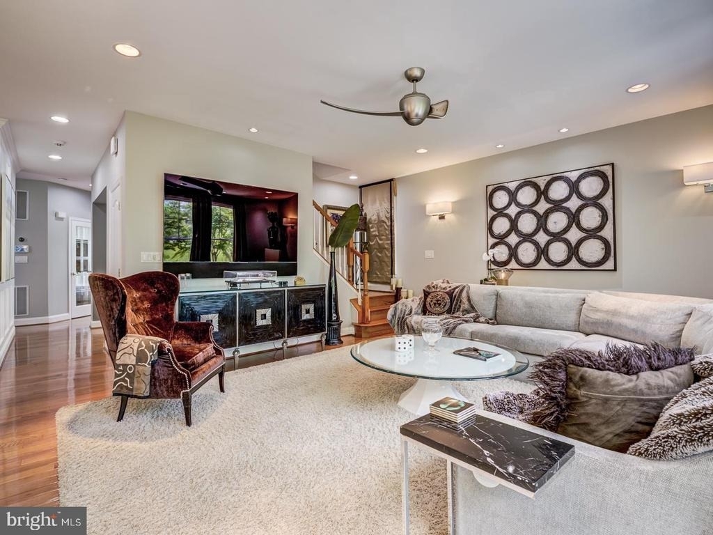 5672 Tower Hill Circle - Photo 14