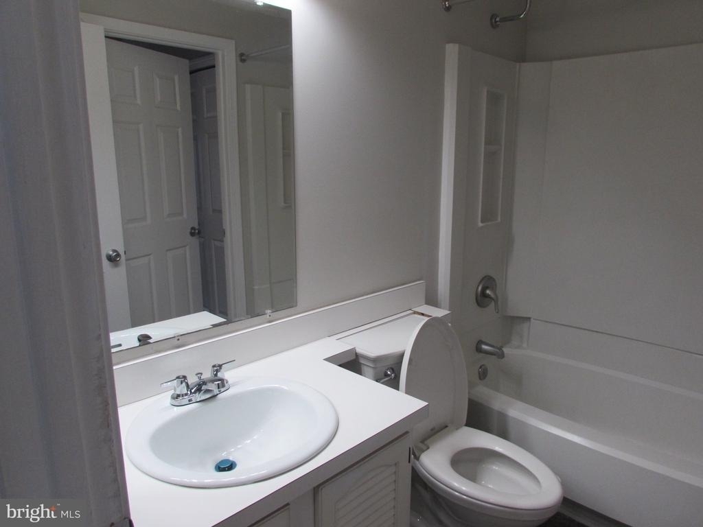 1663 Poplar Grove Drive - Photo 8