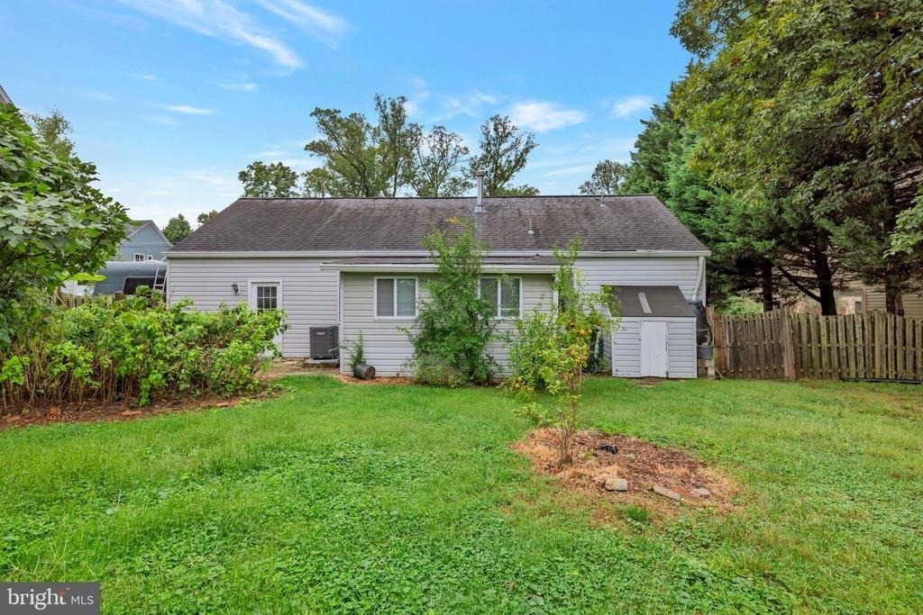1925 Storm Drive - Photo 12