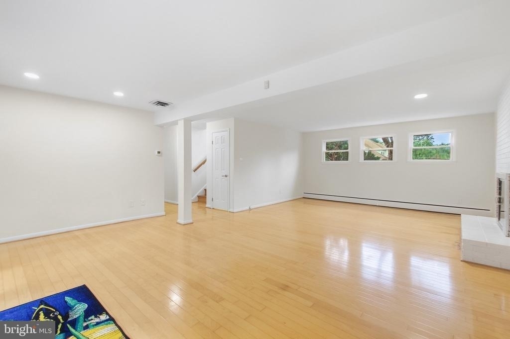 1036 Carper Street - Photo 31