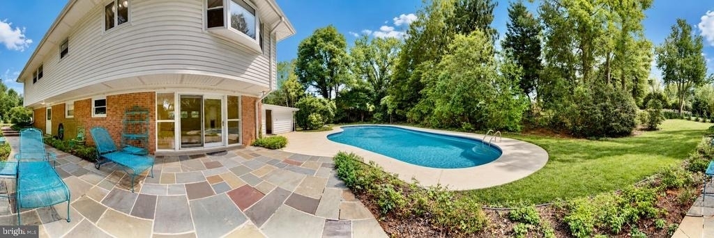 1036 Carper Street - Photo 47