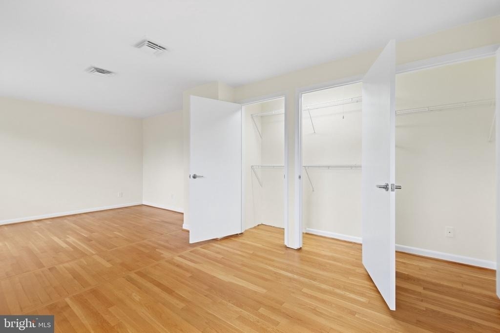 1036 Carper Street - Photo 21