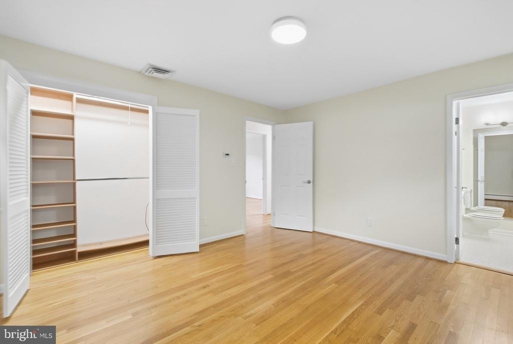 1036 Carper Street - Photo 24