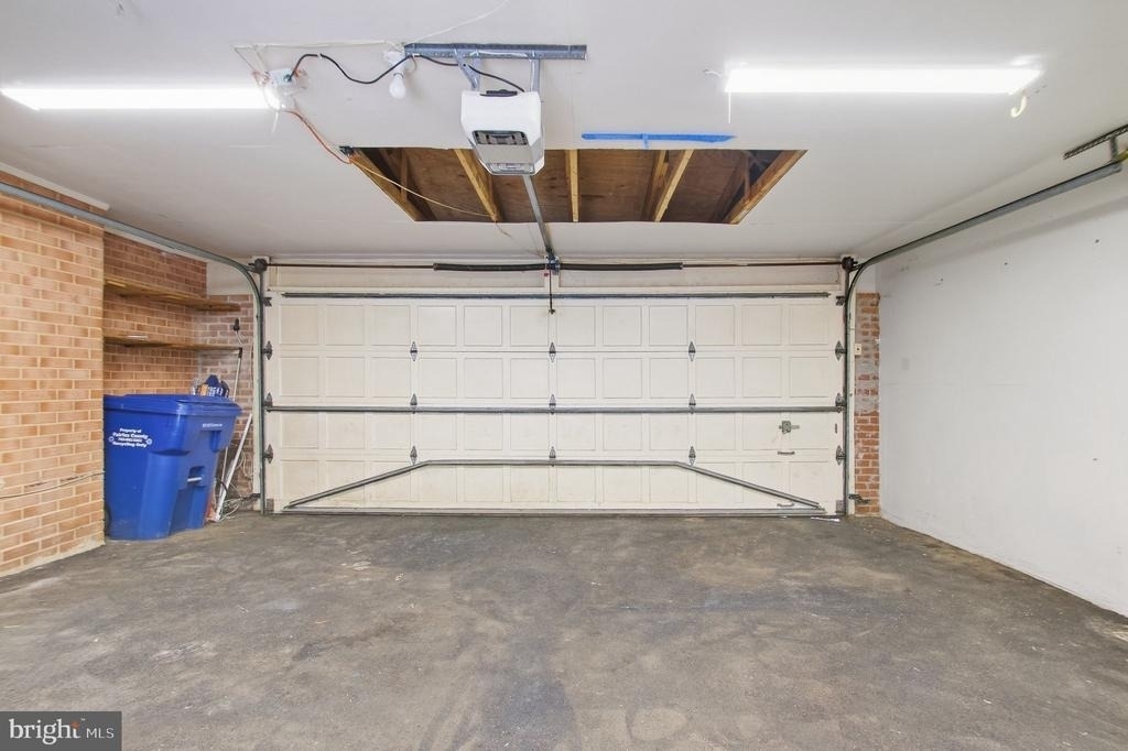 1036 Carper Street - Photo 41