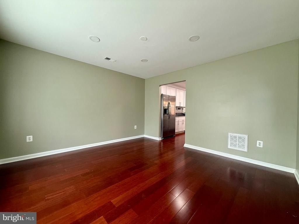 7962 Revenna Lane - Photo 5