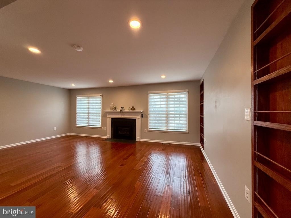 7962 Revenna Lane - Photo 18