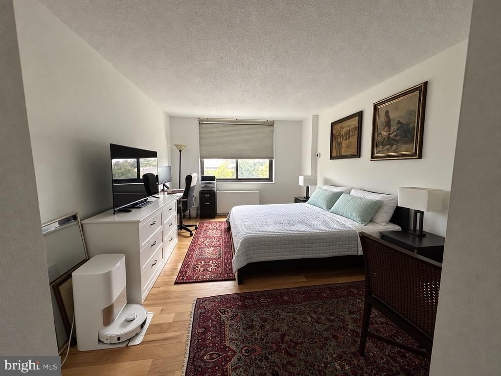 3701 S George Mason Drive - Photo 5