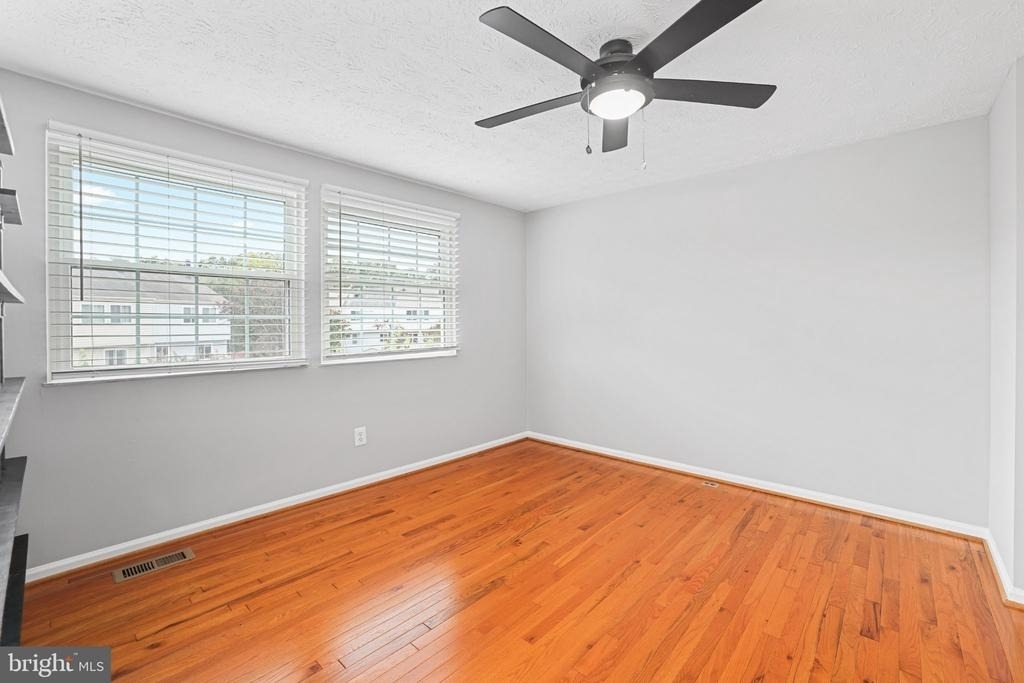 6058 Chicory Place - Photo 11