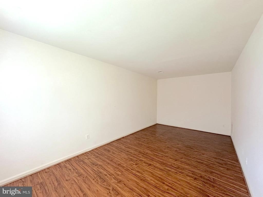 9653 Hagel Circle - Photo 2