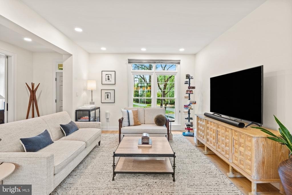 1405 Buena Vista Avenue - Photo 3