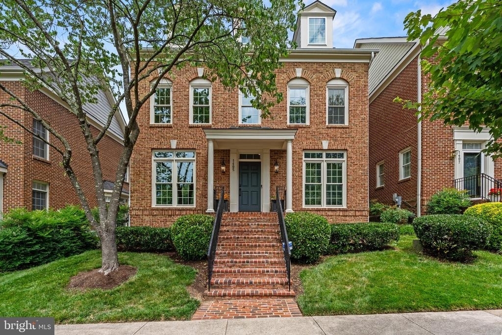 1405 Buena Vista Avenue - Photo 0