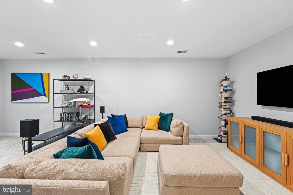 1405 Buena Vista Avenue - Photo 35