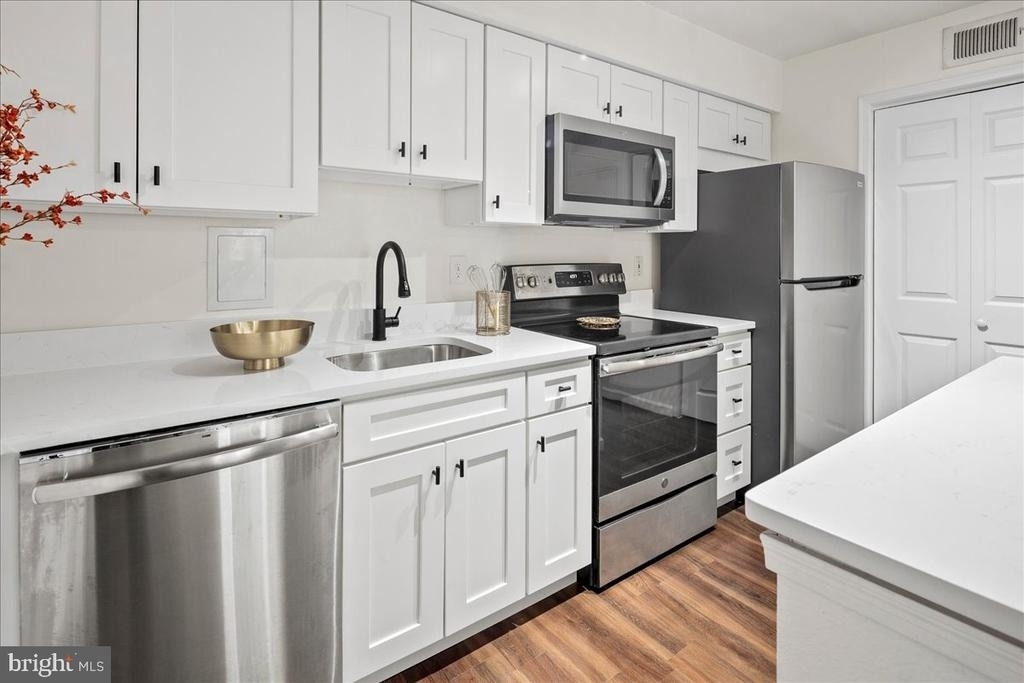3303 Wyndham Circle - Photo 22