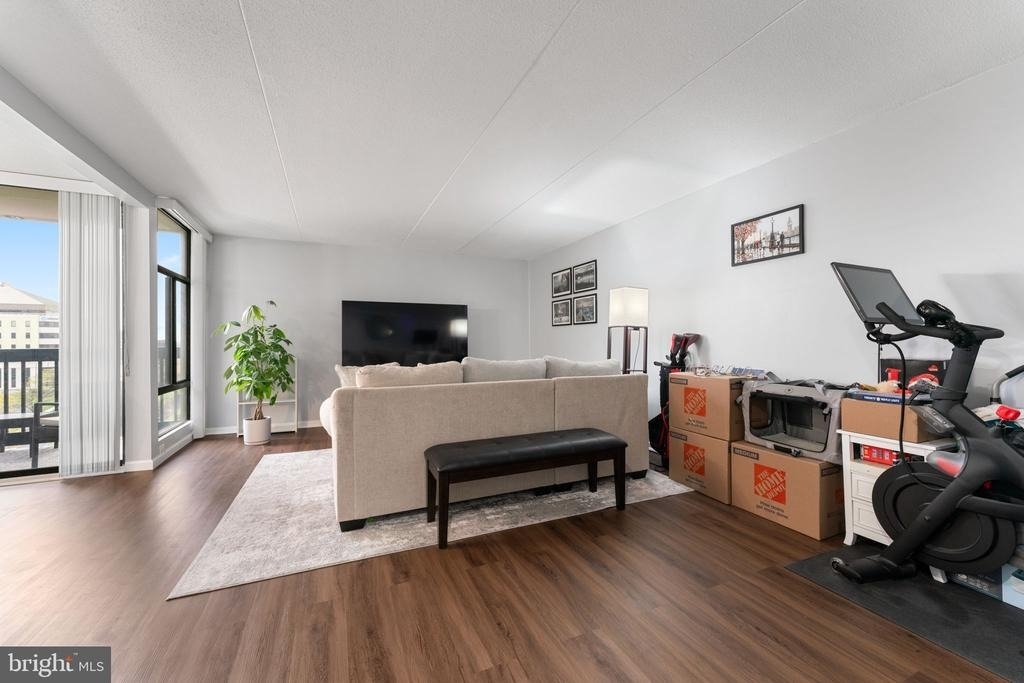 6300 Stevenson Avenue - Photo 6