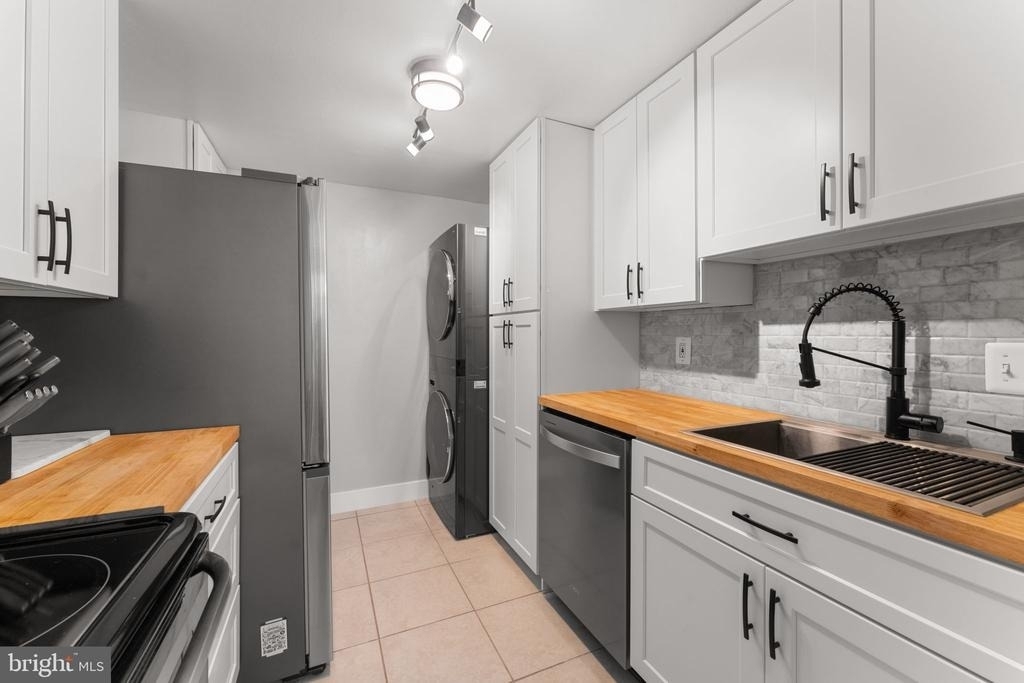 6300 Stevenson Avenue - Photo 2